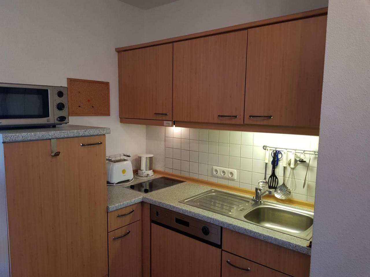 Ferienwohnung 4 Im Haus Am See Mit Wintergarten Und Terrasse Seedorf  Room photo