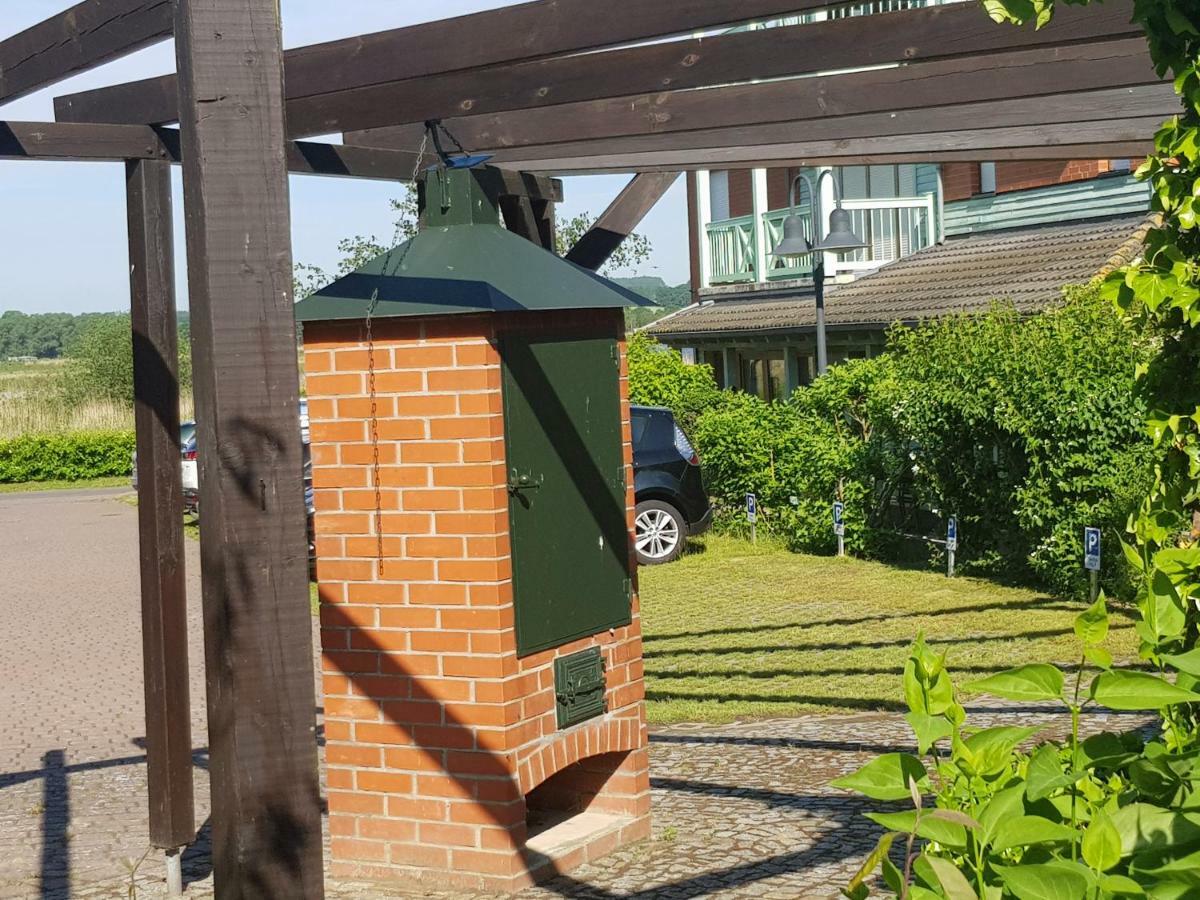 Ferienwohnung 4 Im Haus Am See Mit Wintergarten Und Terrasse Seedorf  Exterior photo